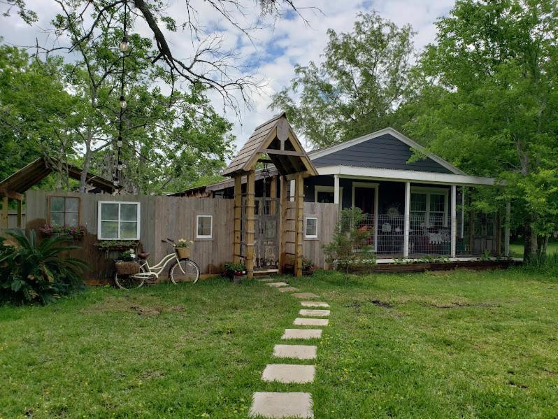 Cedar Oaks Inn Llc Dickinson Luaran gambar